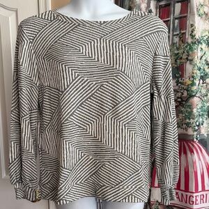 Ellen Tracy Beige and Gray Geometric Stripe Boatneck Top